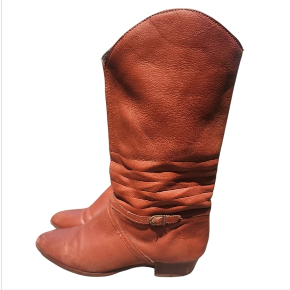 Vintage Terra Cotta Brown Tall Leather Boot Size 10 Small Strap Buckle Wood Heel - Picture 3 of 9